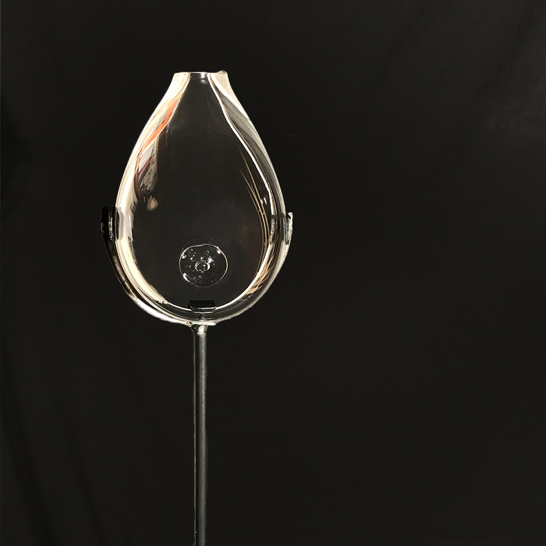  Glass Breast front