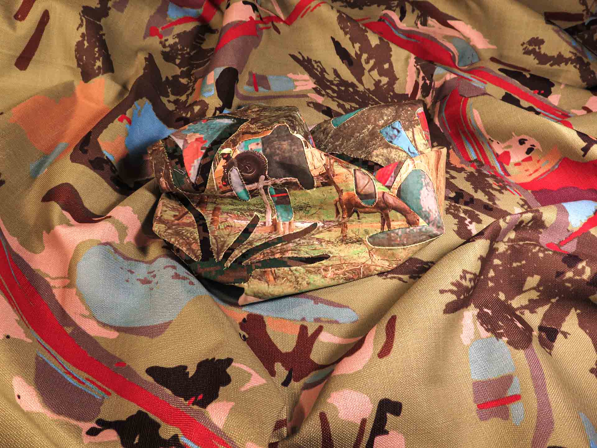 Montes de María Mola with Camouflage pattern
