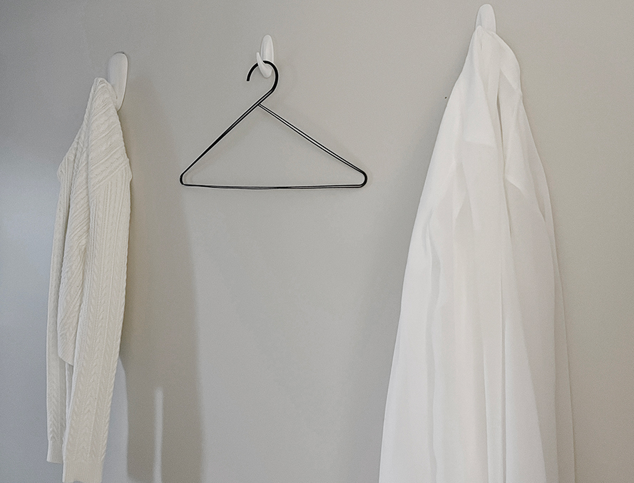 Hanging with clothes