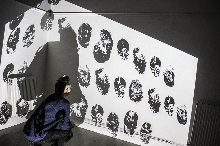 Type touch, video installation, 2021