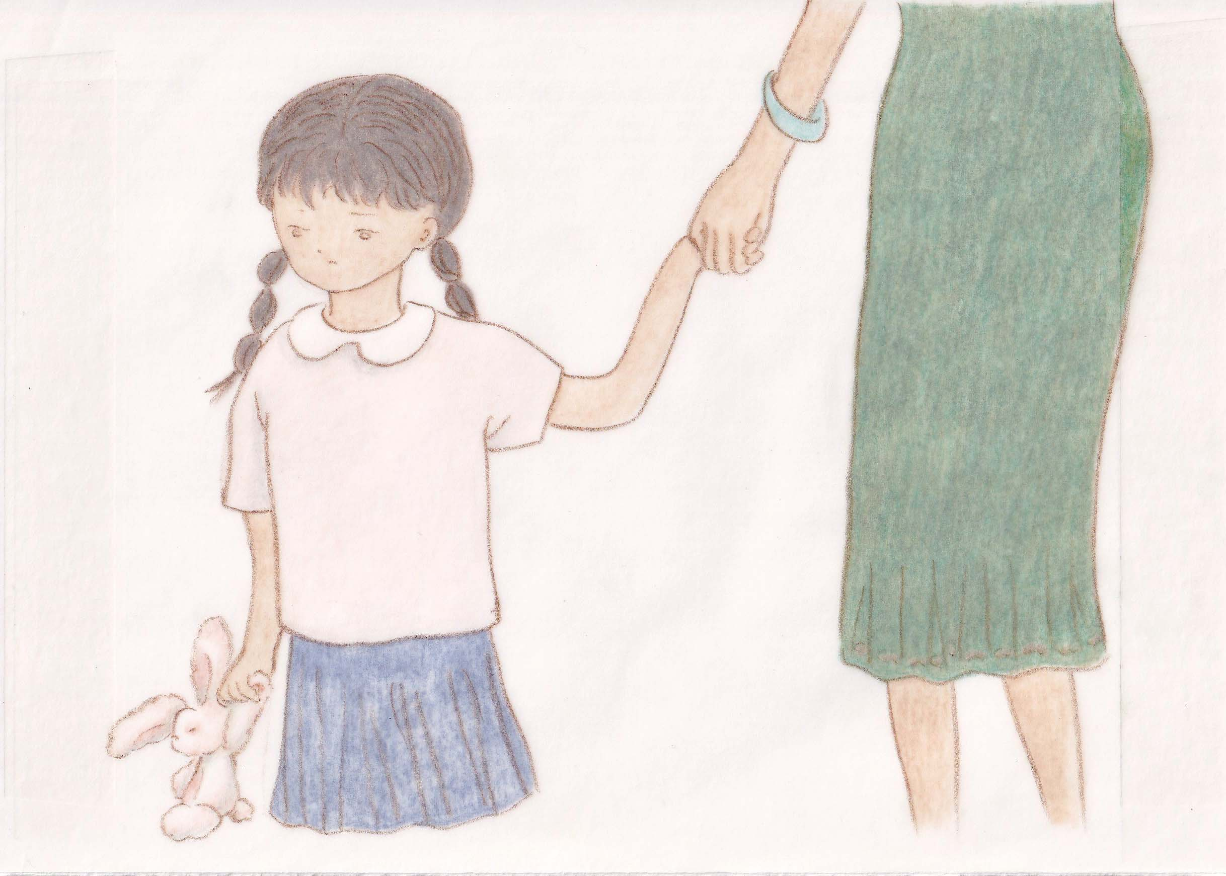 The girls is holding her mother's hand.